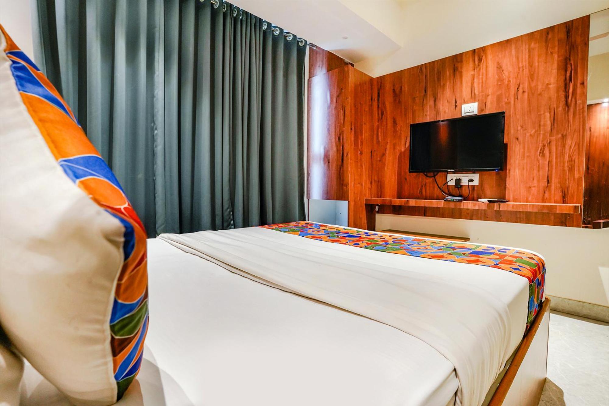 Fabexpress Utsav Residency - Nr Panvel Hotel Jamb Exterior foto