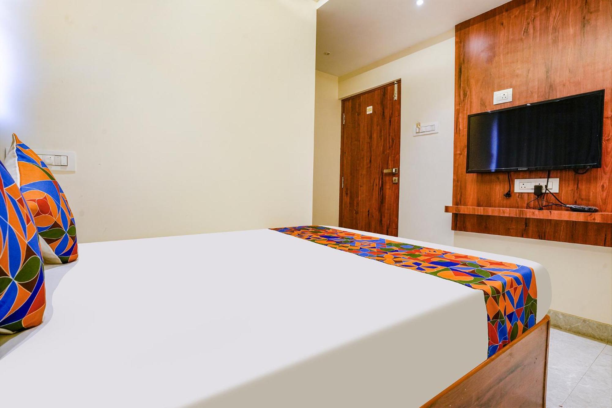 Fabexpress Utsav Residency - Nr Panvel Hotel Jamb Exterior foto