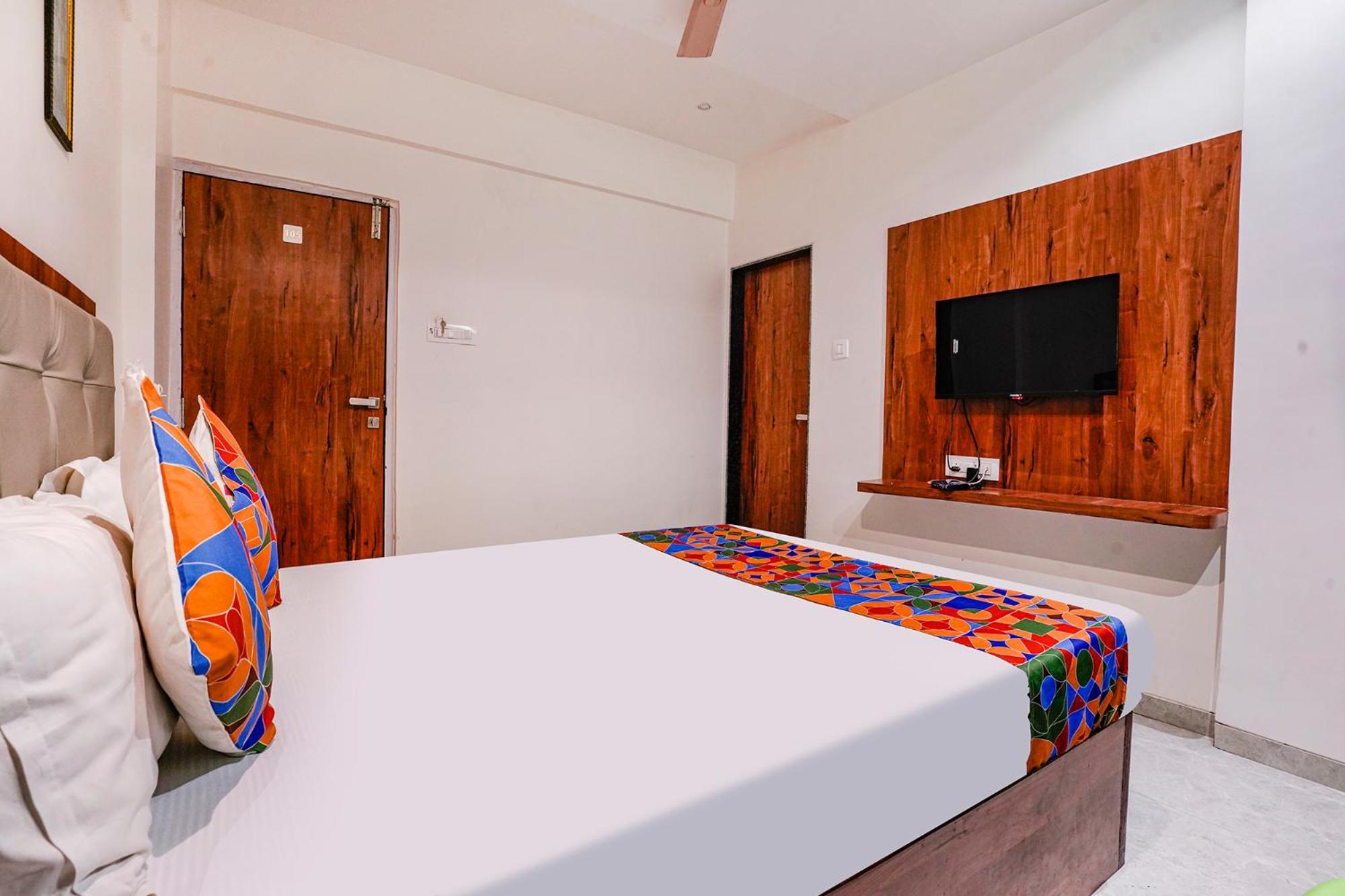 Fabexpress Utsav Residency - Nr Panvel Hotel Jamb Exterior foto
